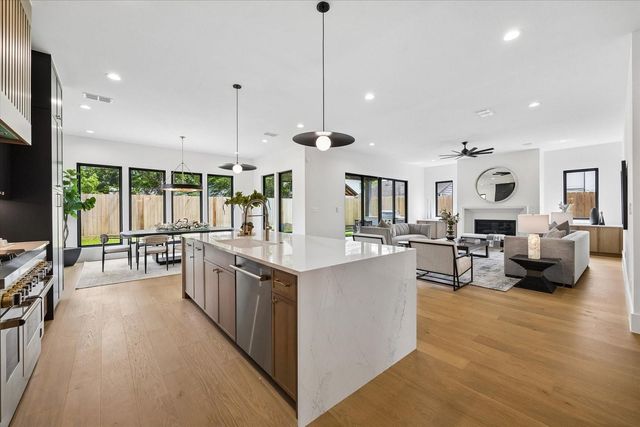 1710 Gardenia Drive, Houston, TX 77018