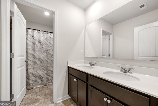 850 Bentley Drive, Fairburn, GA 30213