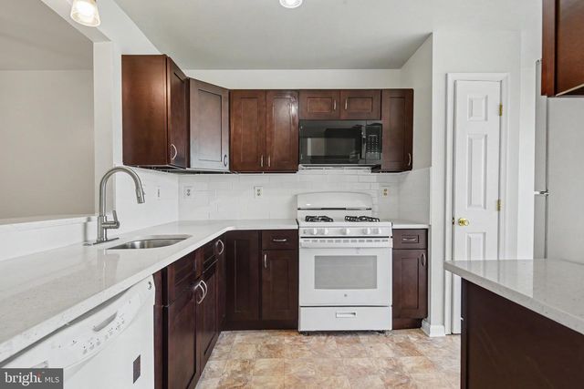 6624 SPRINGFORD TER, Harrisburg, PA 17111