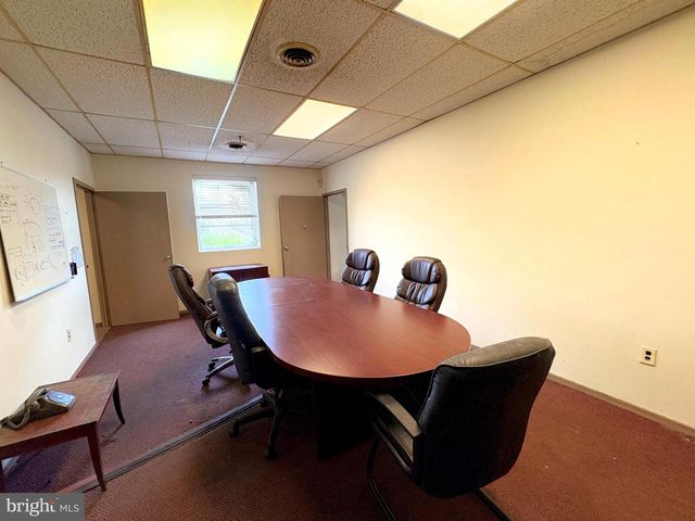 5 CANALE DR, Egg Harbor Twp, NJ 08234