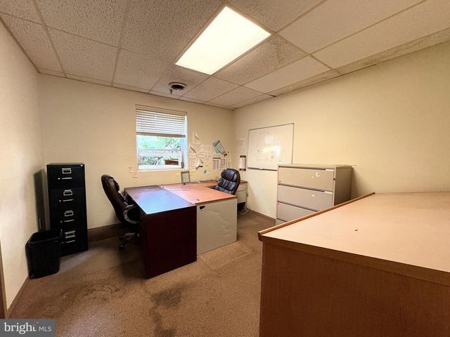 5 CANALE DR, Egg Harbor Twp, NJ 08234