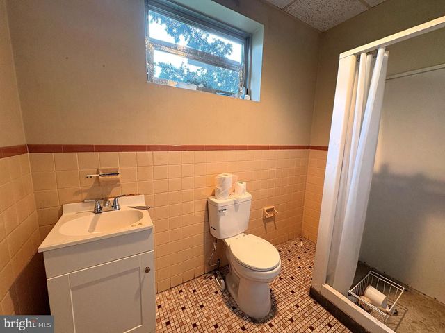 5 CANALE DR, Egg Harbor Twp, NJ 08234