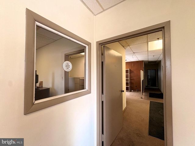 5 CANALE DR, Egg Harbor Twp, NJ 08234