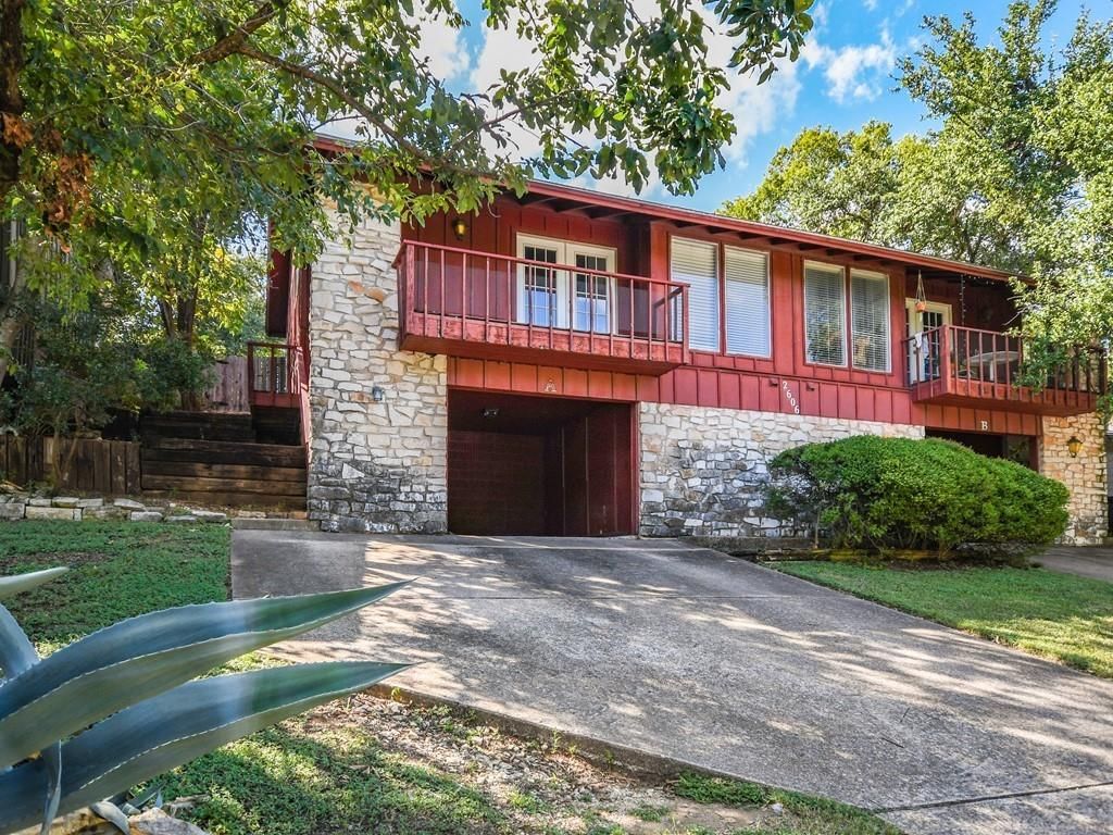 2606 Carnarvon LN A, Austin, TX 78704