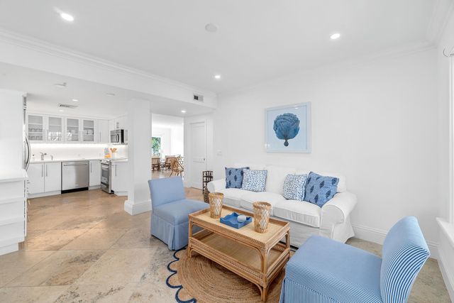 350 Cocoanut Row 3a, Palm Beach, FL 33480