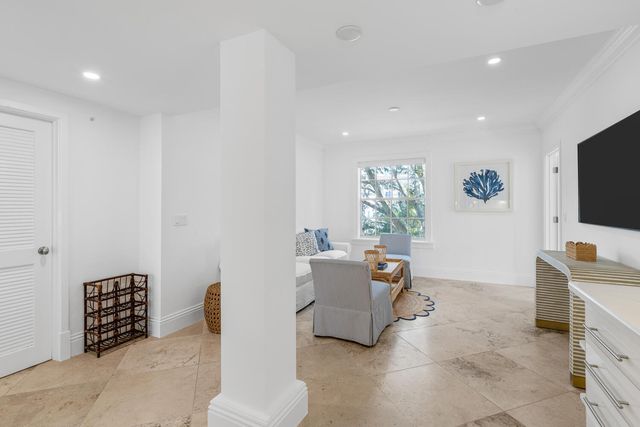 350 Cocoanut Row 3a, Palm Beach, FL 33480