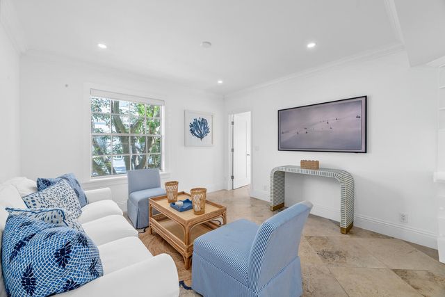 350 Cocoanut Row 3a, Palm Beach, FL 33480