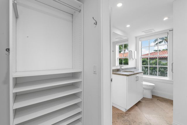 350 Cocoanut Row 3a, Palm Beach, FL 33480