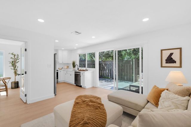 998 Cartier Lane, Foster City, CA 94404