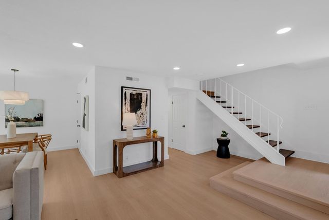 998 Cartier Lane, Foster City, CA 94404