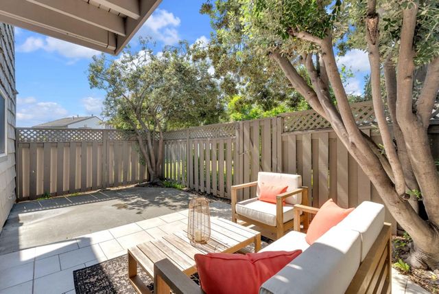 998 Cartier Lane, Foster City, CA 94404