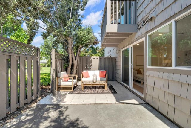 998 Cartier Lane, Foster City, CA 94404