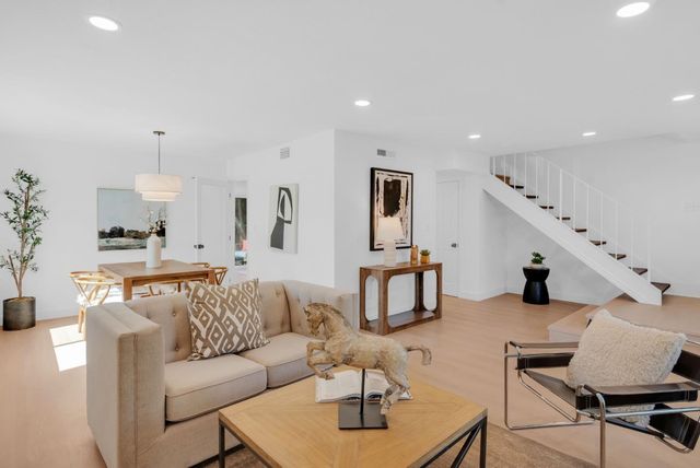 998 Cartier Lane, Foster City, CA 94404