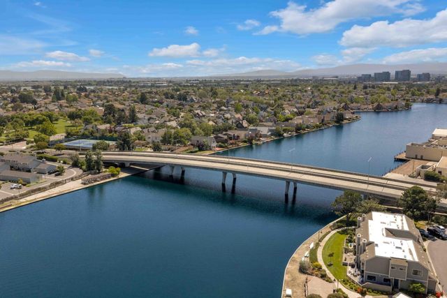 998 Cartier Lane, Foster City, CA 94404