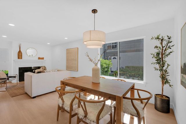 998 Cartier Lane, Foster City, CA 94404