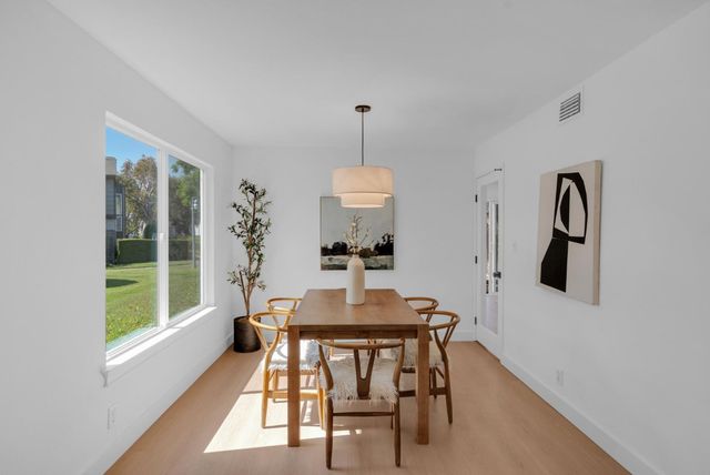 998 Cartier Lane, Foster City, CA 94404