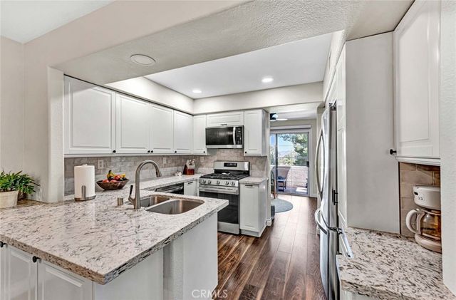 7999 E Viewrim, Anaheim Hills, CA 92808