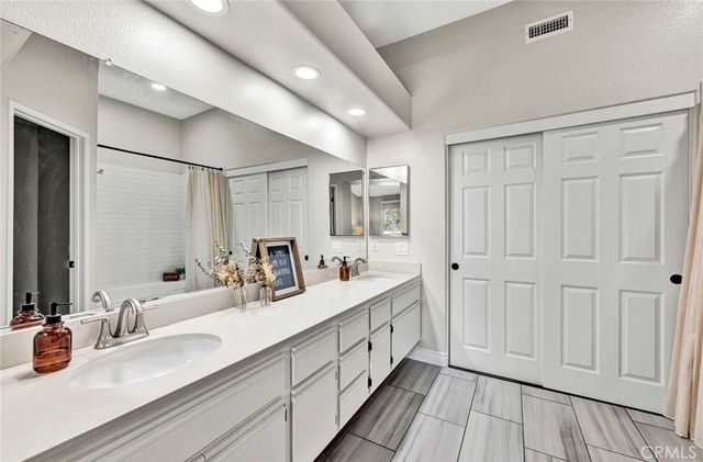 7999 E Viewrim, Anaheim Hills, CA 92808