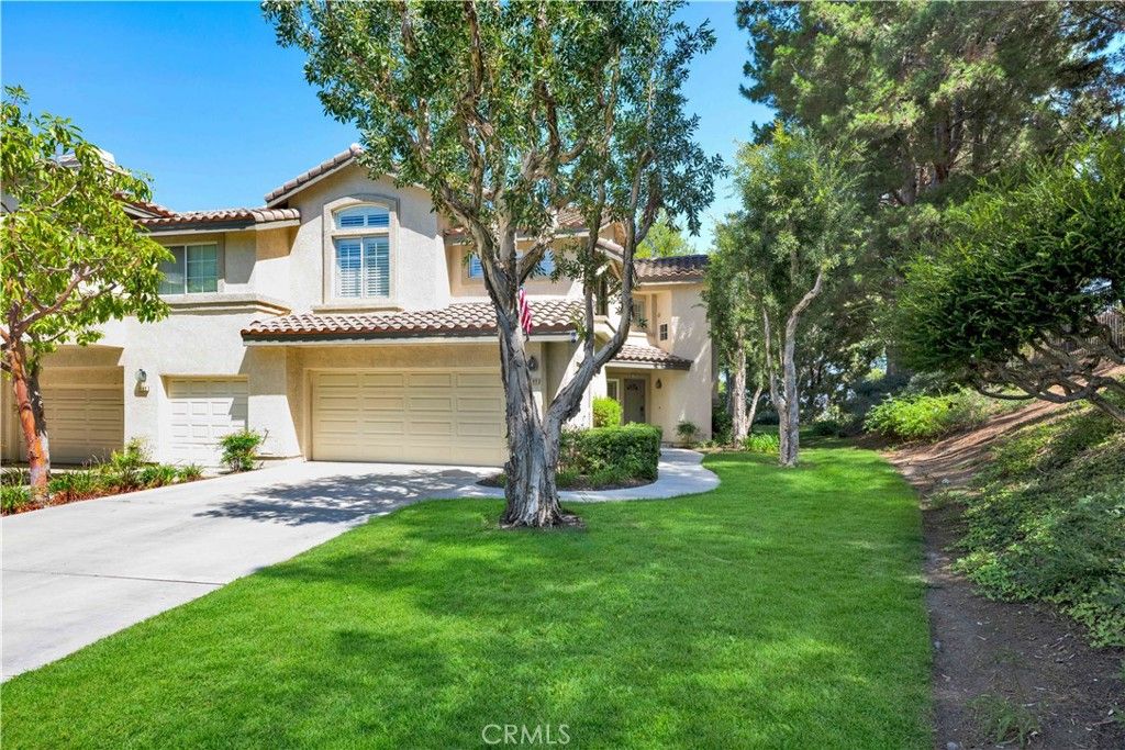 7999 E Viewrim, Anaheim Hills, CA 92808