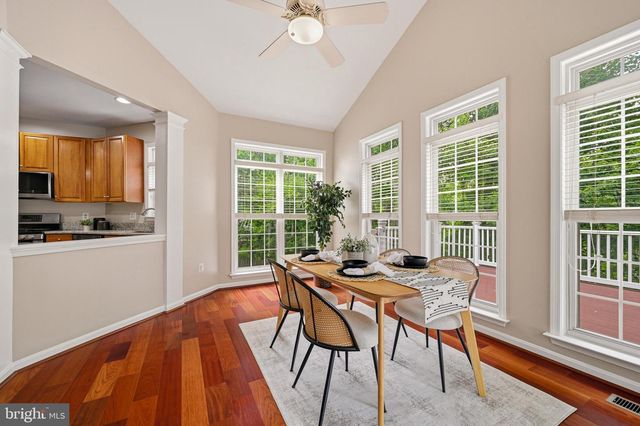 4647 YORKSHIRE DR, Ellicott City, MD 21043