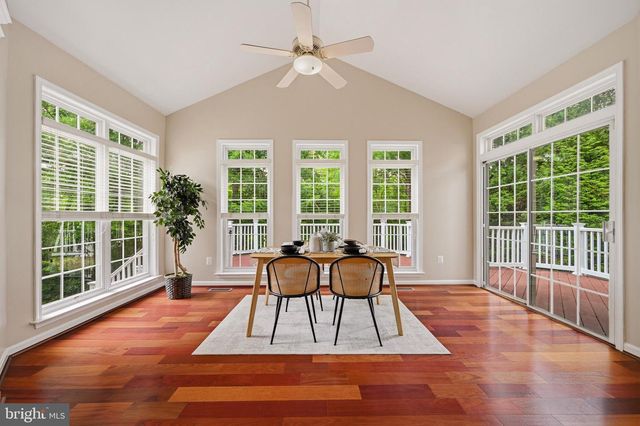 4647 YORKSHIRE DR, Ellicott City, MD 21043