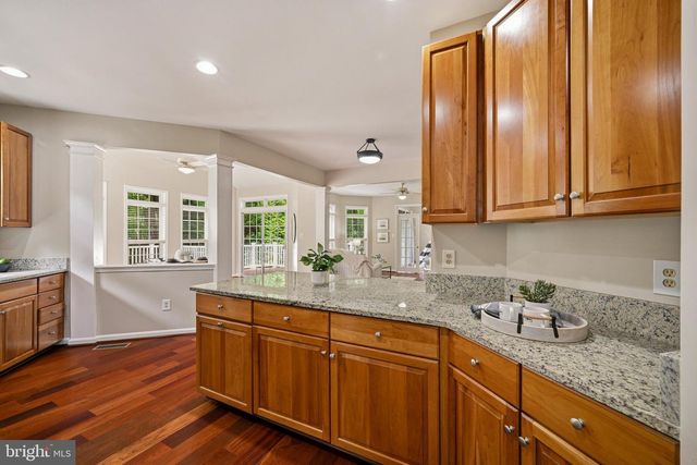 4647 YORKSHIRE DR, Ellicott City, MD 21043