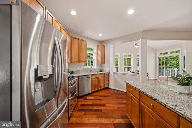 4647 YORKSHIRE DR, Ellicott City, MD 21043