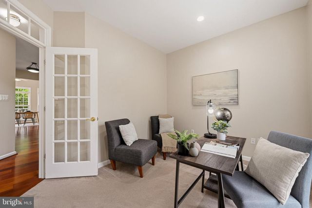 4647 YORKSHIRE DR, Ellicott City, MD 21043