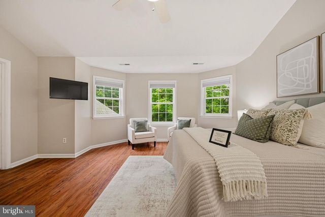 4647 YORKSHIRE DR, Ellicott City, MD 21043