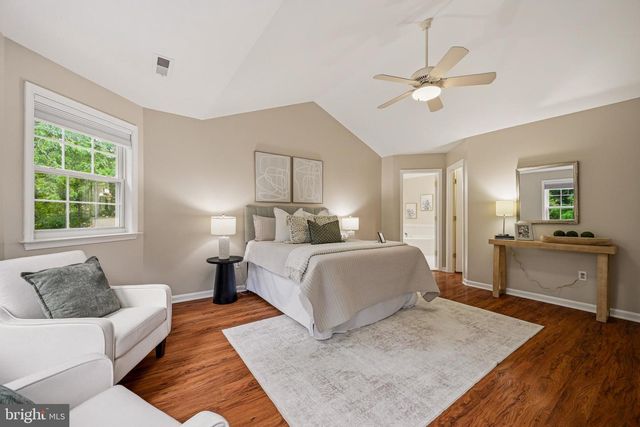 4647 YORKSHIRE DR, Ellicott City, MD 21043