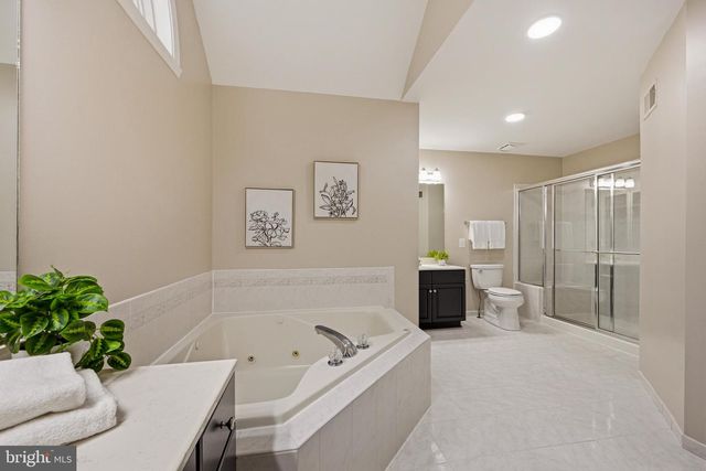4647 YORKSHIRE DR, Ellicott City, MD 21043