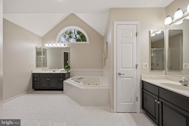 4647 YORKSHIRE DR, Ellicott City, MD 21043
