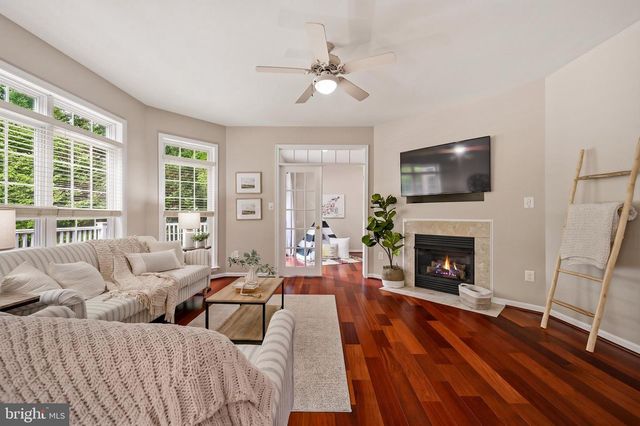 4647 YORKSHIRE DR, Ellicott City, MD 21043