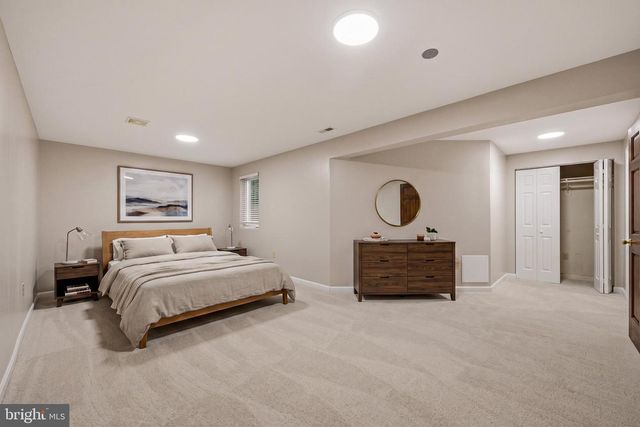 4647 YORKSHIRE DR, Ellicott City, MD 21043