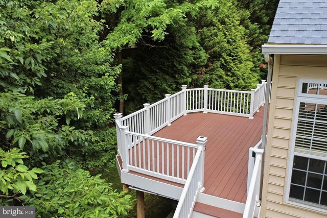 4647 YORKSHIRE DR, Ellicott City, MD 21043