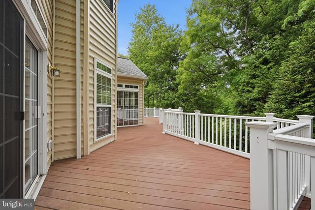4647 YORKSHIRE DR, Ellicott City, MD 21043