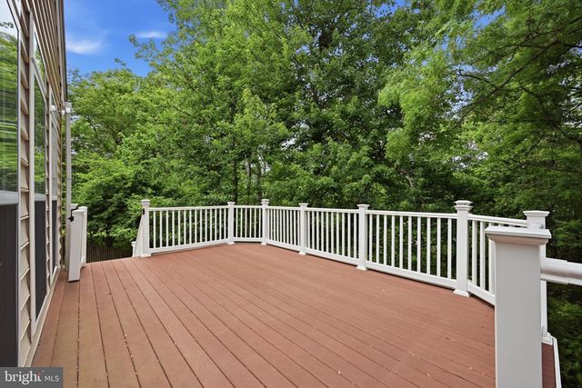 4647 YORKSHIRE DR, Ellicott City, MD 21043