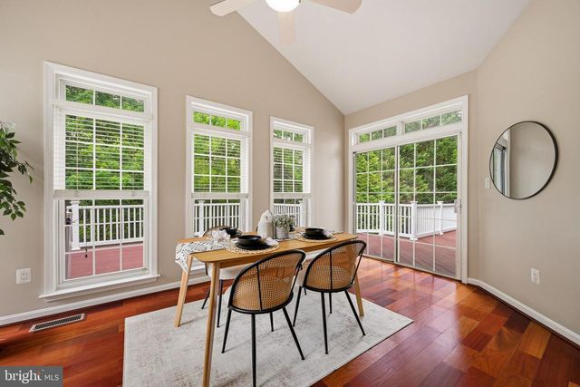 4647 YORKSHIRE DR, Ellicott City, MD 21043