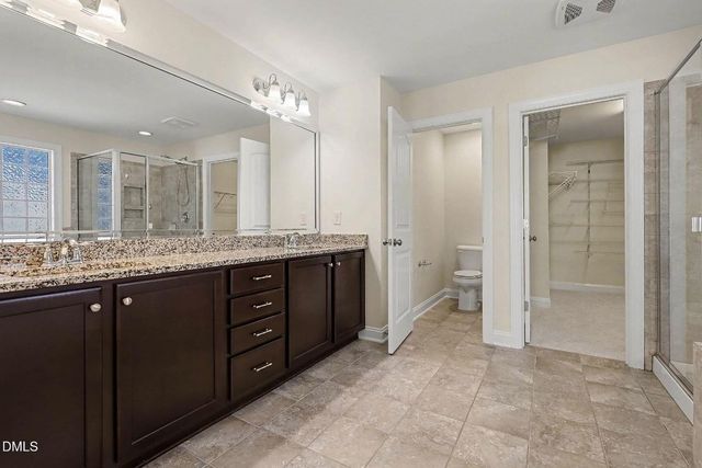 1012 Holland Bend Drive NE, Cary, NC 27519