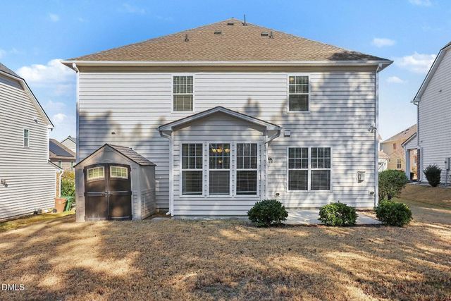 1012 Holland Bend Drive NE, Cary, NC 27519