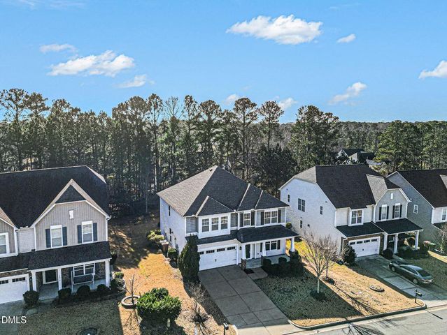1012 Holland Bend Drive NE, Cary, NC 27519