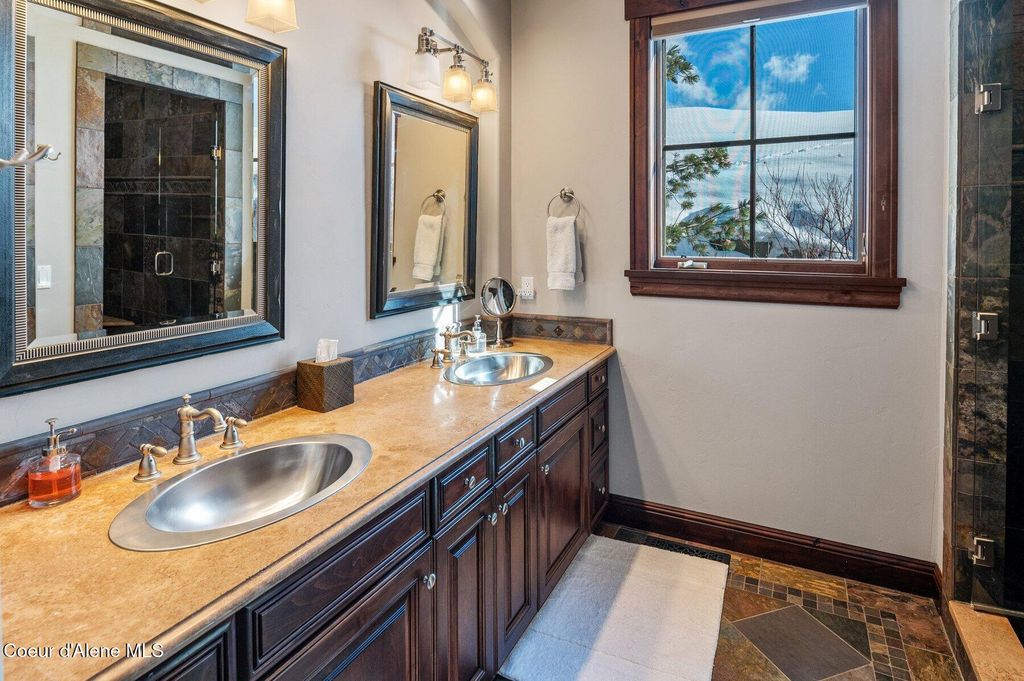 17036 S CITRINE DR, Coeur d'Alene, ID 83814 photo 24