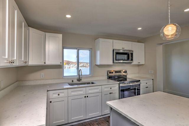 800 Quinnipiac Avenue, New Haven, CT 06513