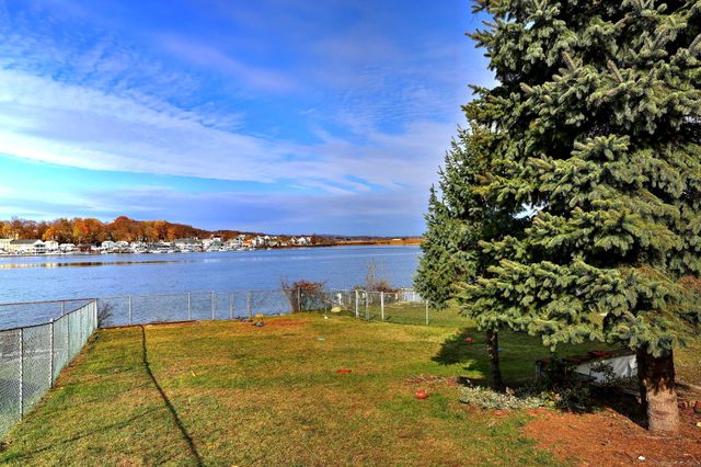 800 Quinnipiac Avenue, New Haven, CT 06513