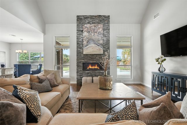 3805 E 118th Street, Tulsa, OK 74137