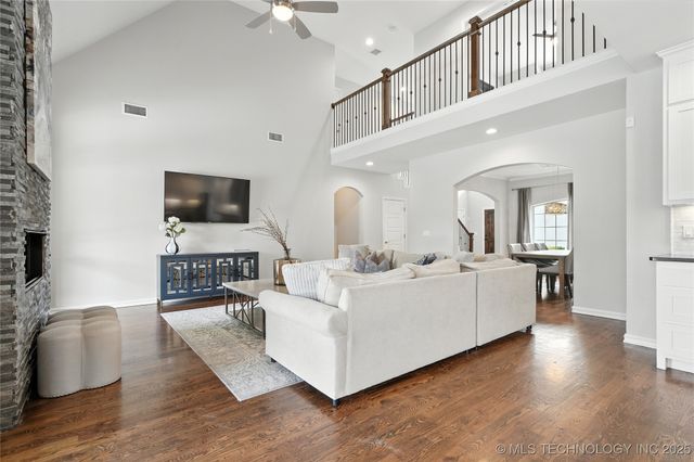 3805 E 118th Street, Tulsa, OK 74137