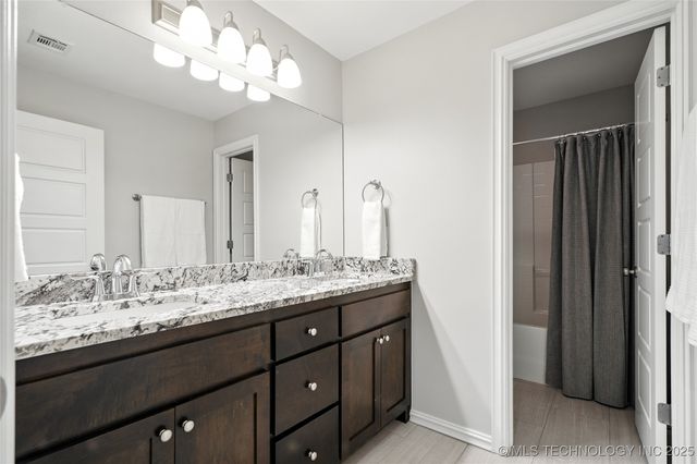 3805 E 118th Street, Tulsa, OK 74137