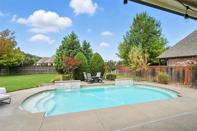 3805 E 118th Street, Tulsa, OK 74137