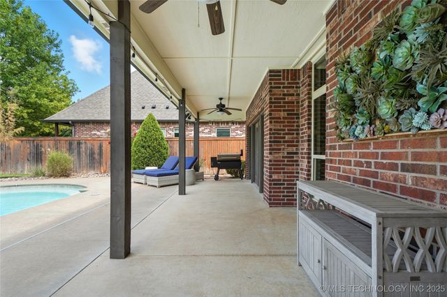 3805 E 118th Street, Tulsa, OK 74137