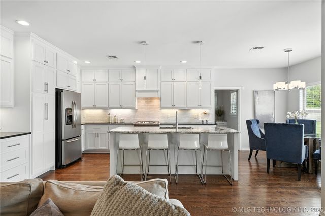 3805 E 118th Street, Tulsa, OK 74137